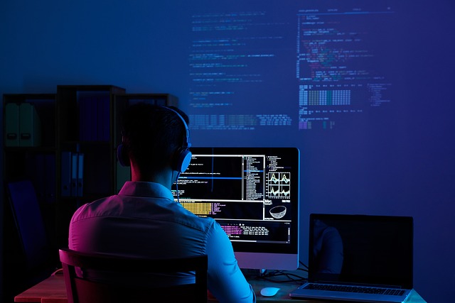 Web3浪潮：探索去中心化部署的艺术与机遇