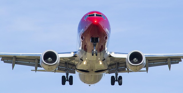 波音737系列飞机的实际成交价为何比官方标价低30-50%？